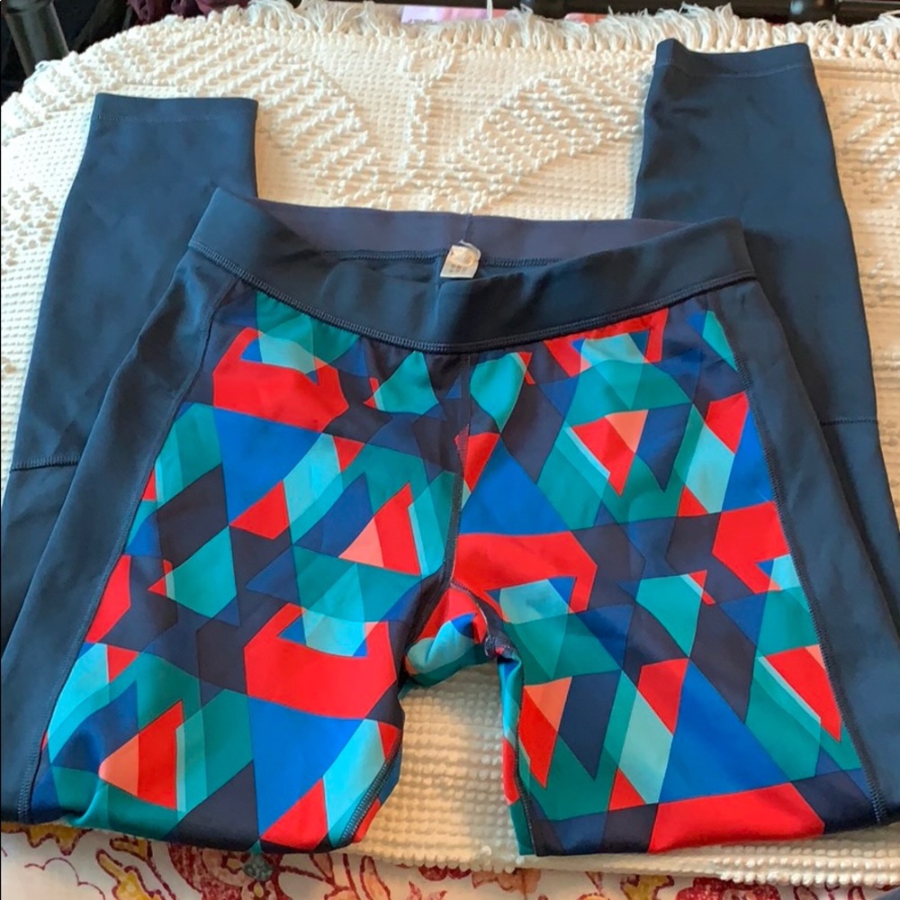 Triangle print adidas leggings